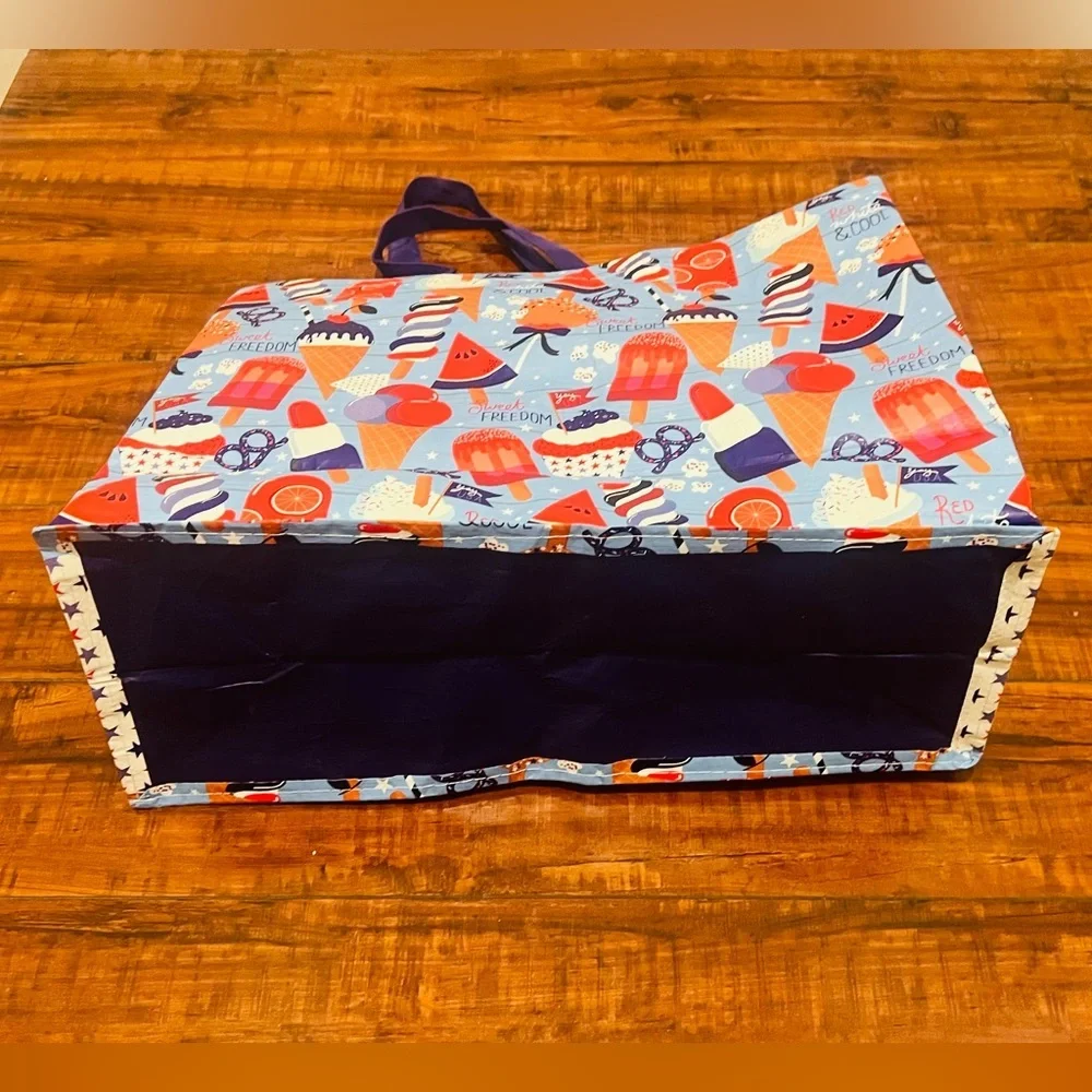 LIKE NEW Patriotic 4th of July Ice Cream and Fruit Red White and Blue Tote Bag - Picture 5 of 8